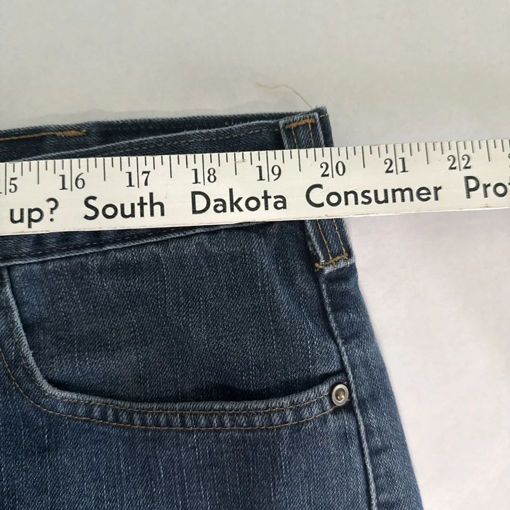 Carhartt jeans traditional